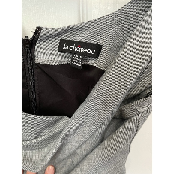 Le chateau dress size XS - Picture 3 of 3